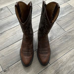 Men’s Ariat boots